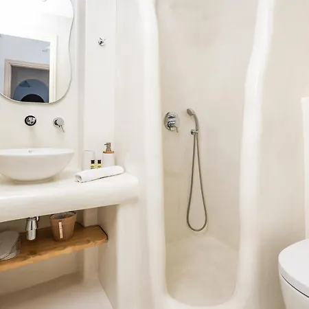 Zas Studios Apartment *