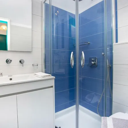 Zas Studios * Naxos City