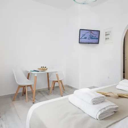 Apartment Zas Studios Naxos City